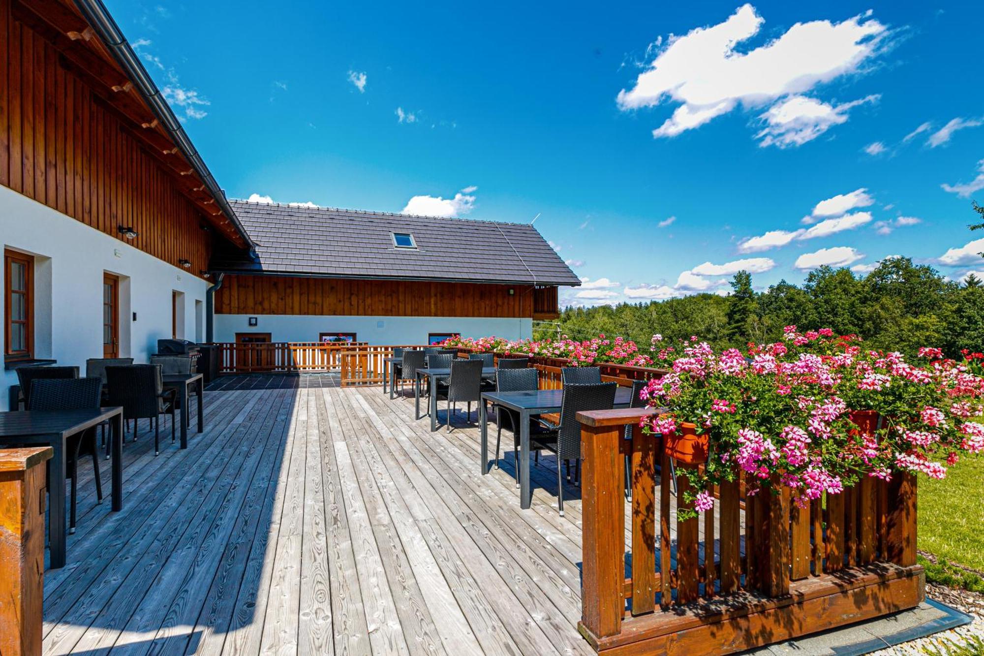 Penzion Stribrnik Krasna  Экстерьер фото
