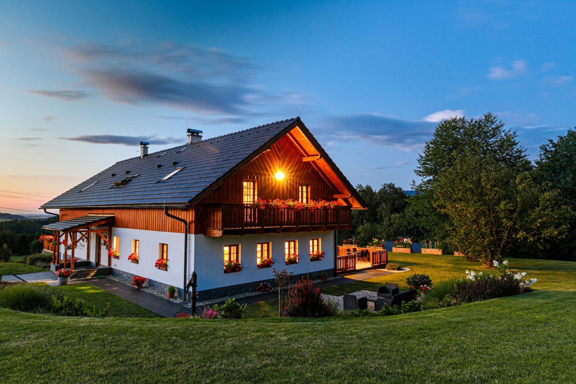 Penzion Stribrnik Krasna  Экстерьер фото
